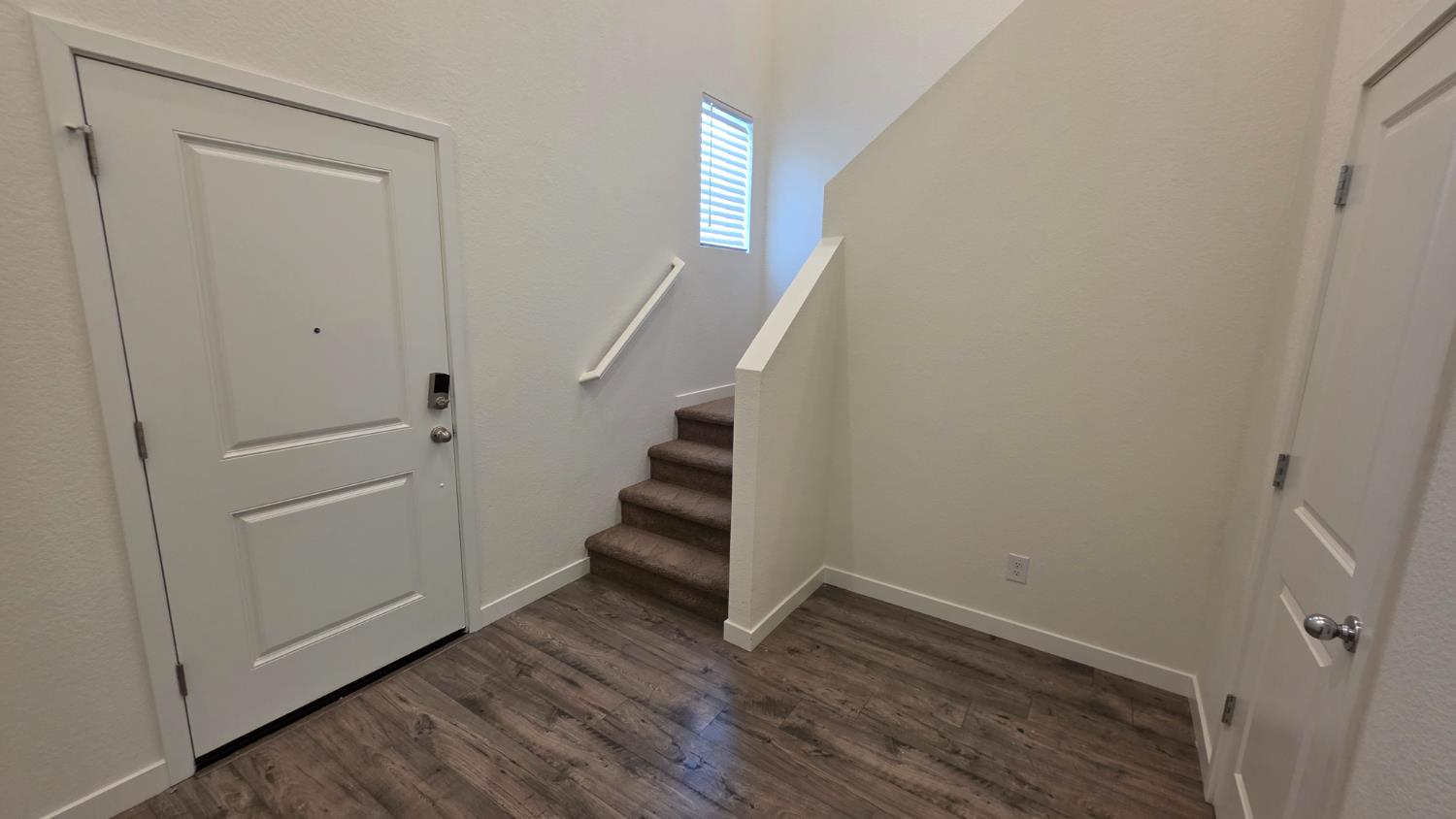 7664 Walpole Way Elk Grove, CA 95758 - Photo 37 of 48