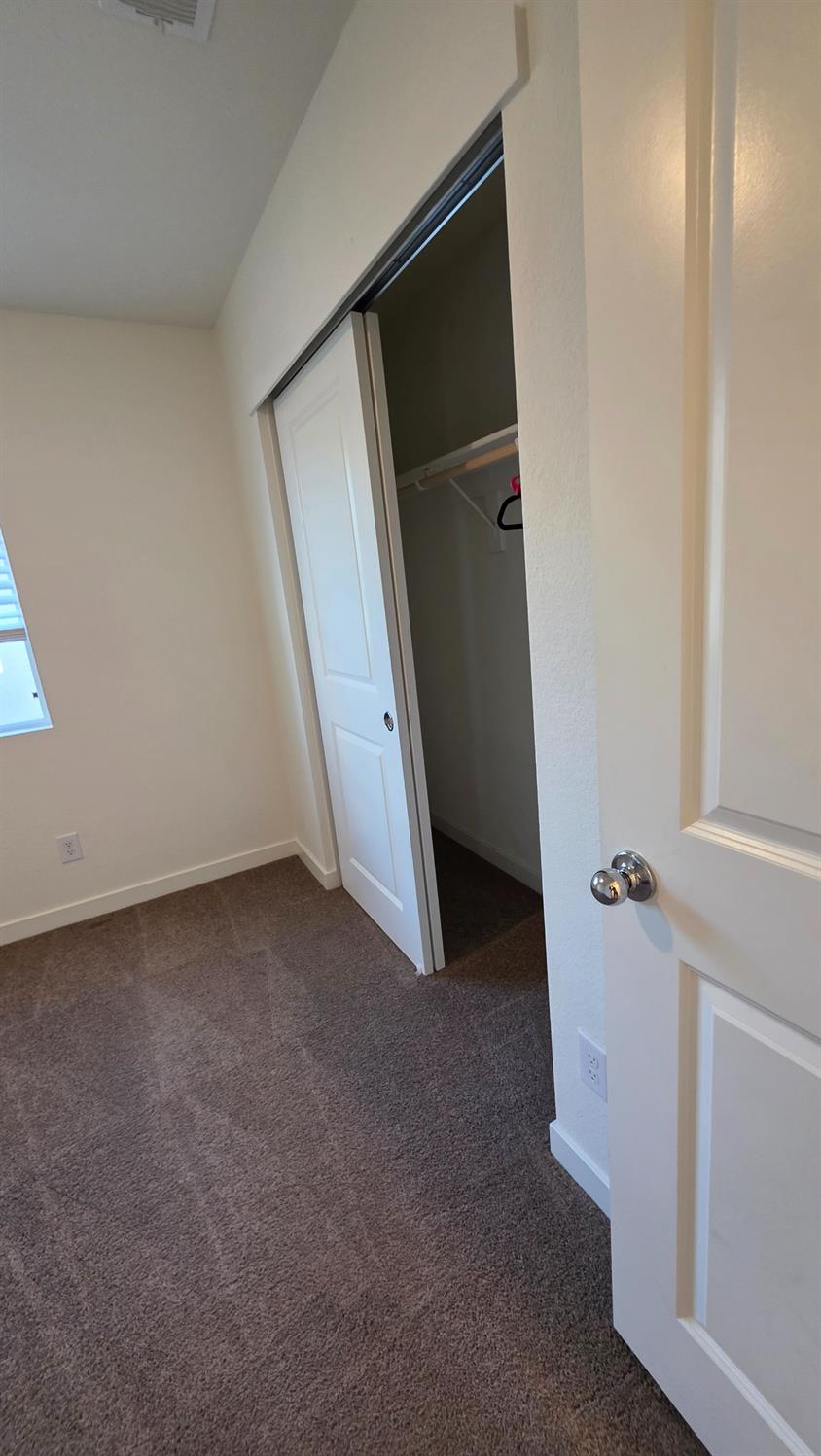 7664 Walpole Way Elk Grove, CA 95758 - Photo 46 of 48