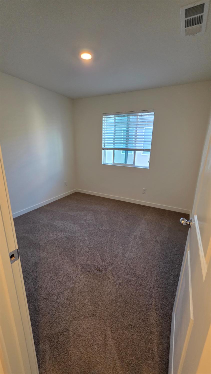7664 Walpole Way Elk Grove, CA 95758 - Photo 47 of 48