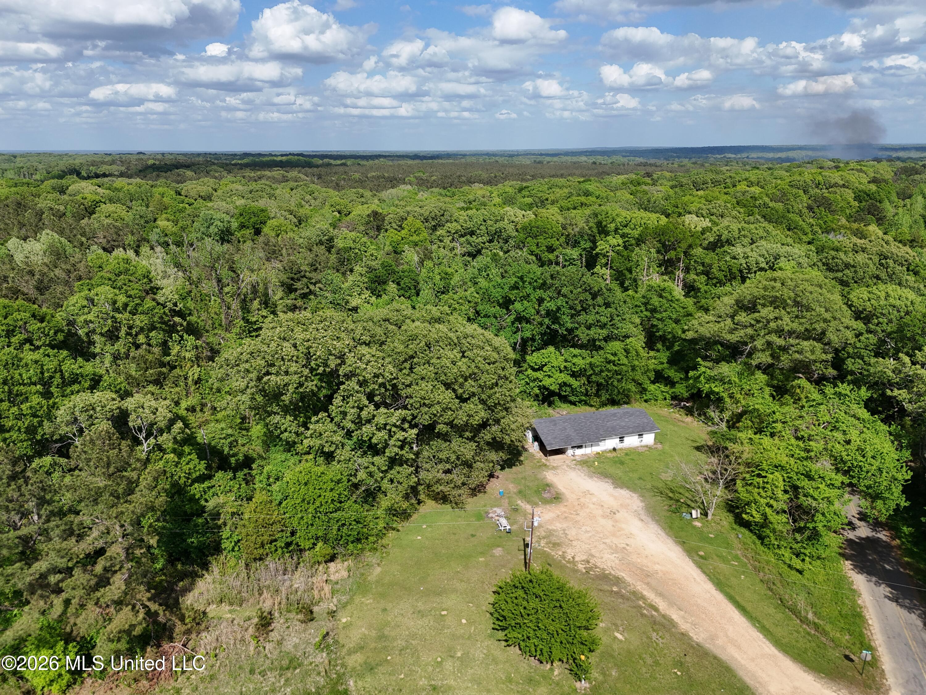 5171 Coxs Ferry Road Bolton, MS 39041 - Photo 13 of 20 7C886051-69B0-41D5-BC33-12DEDCE3ECBC