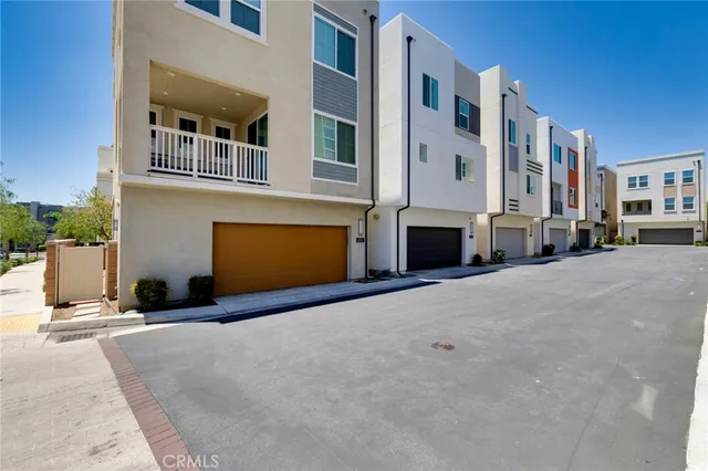 $5,000 | 11005 Deckhouse Drive, Rancho Cucamonga, CA 91730