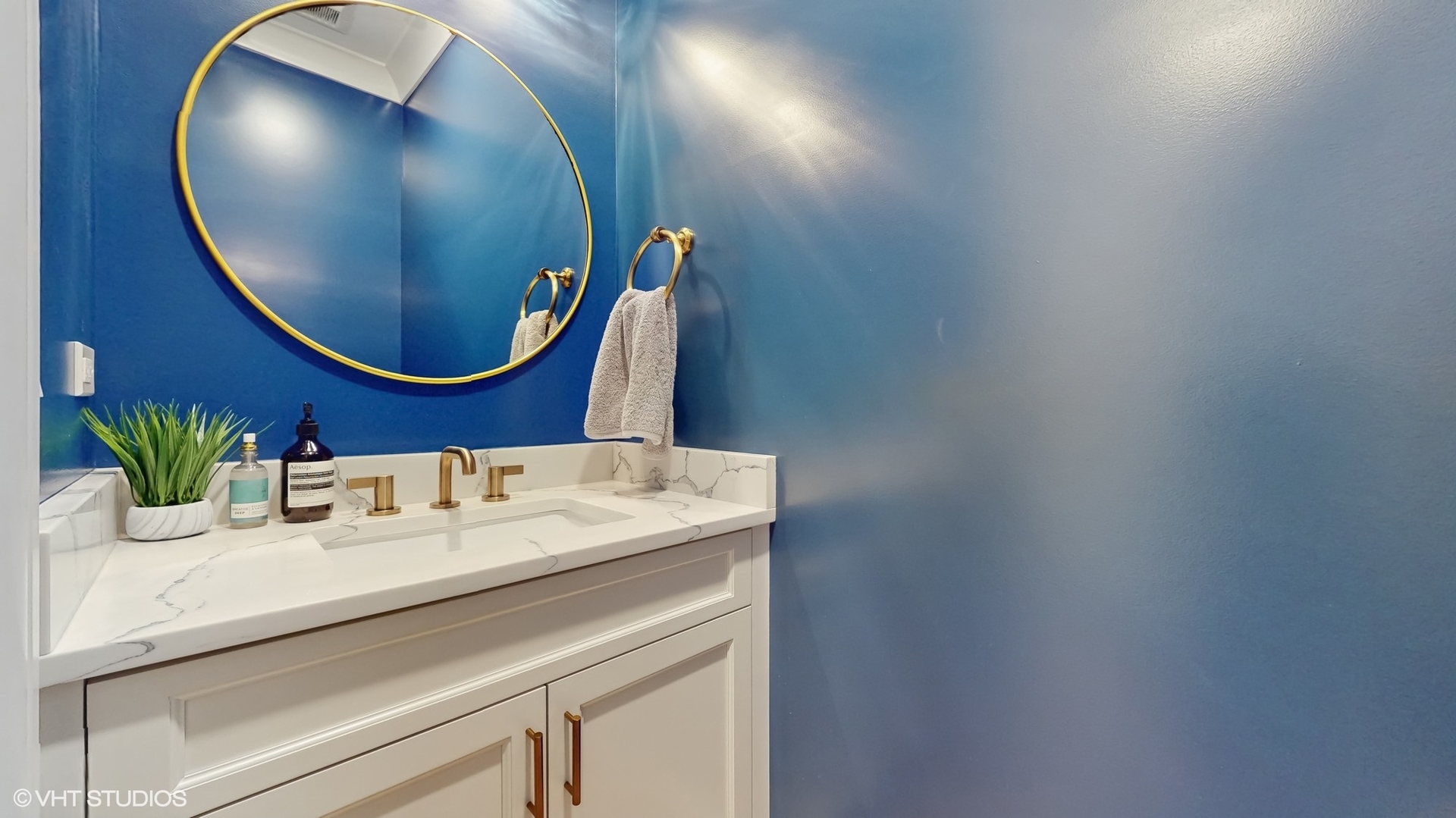 2020 North Howe Street, Unit 3S Chicago, IL 60614 - Photo 13 of 32