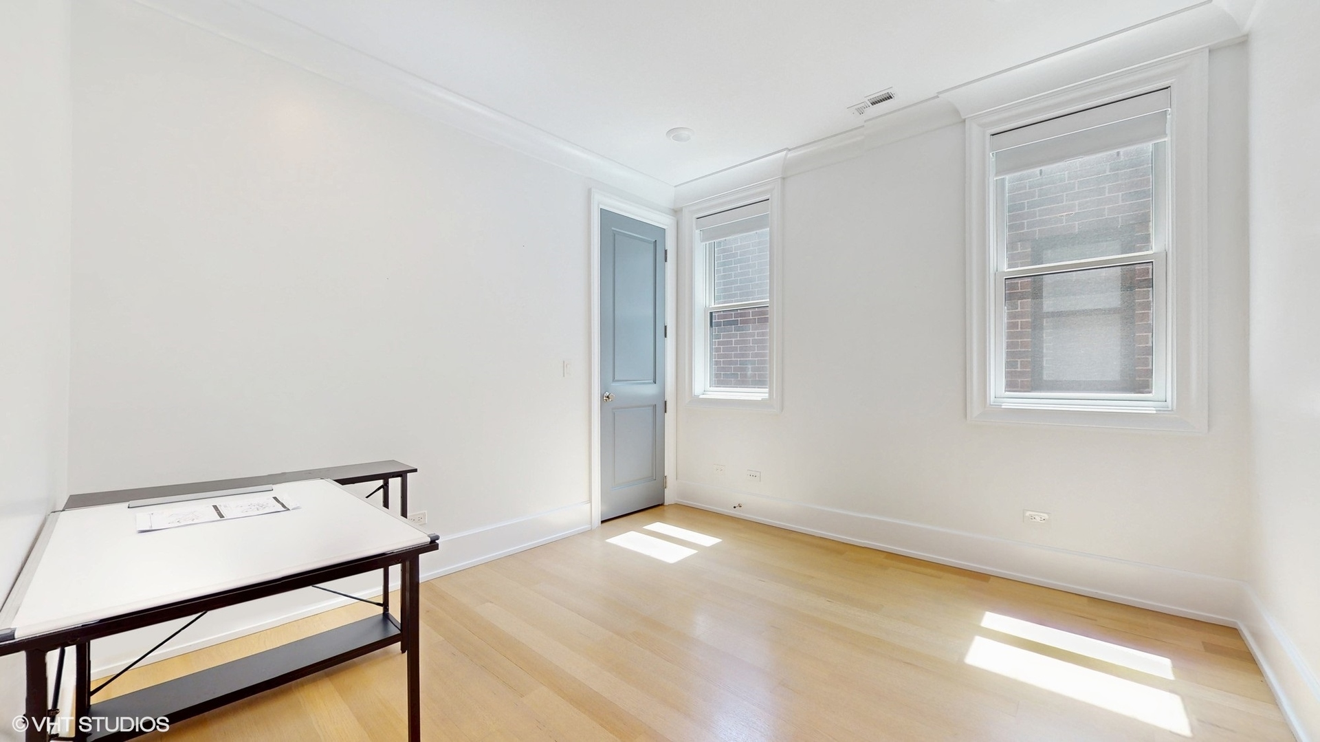 2020 North Howe Street, Unit 3S Chicago, IL 60614 - Photo 23 of 32