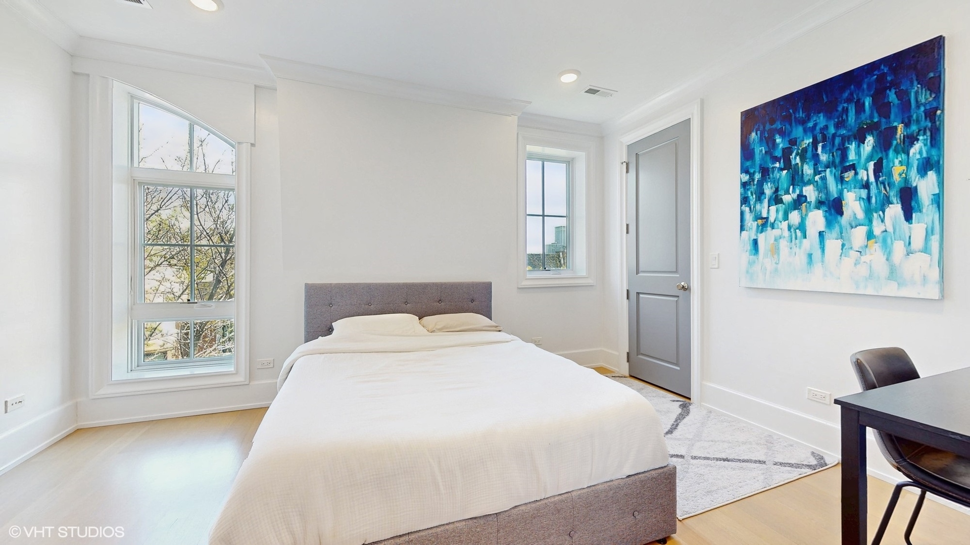 2020 North Howe Street, Unit 3S Chicago, IL 60614 - Photo 24 of 32