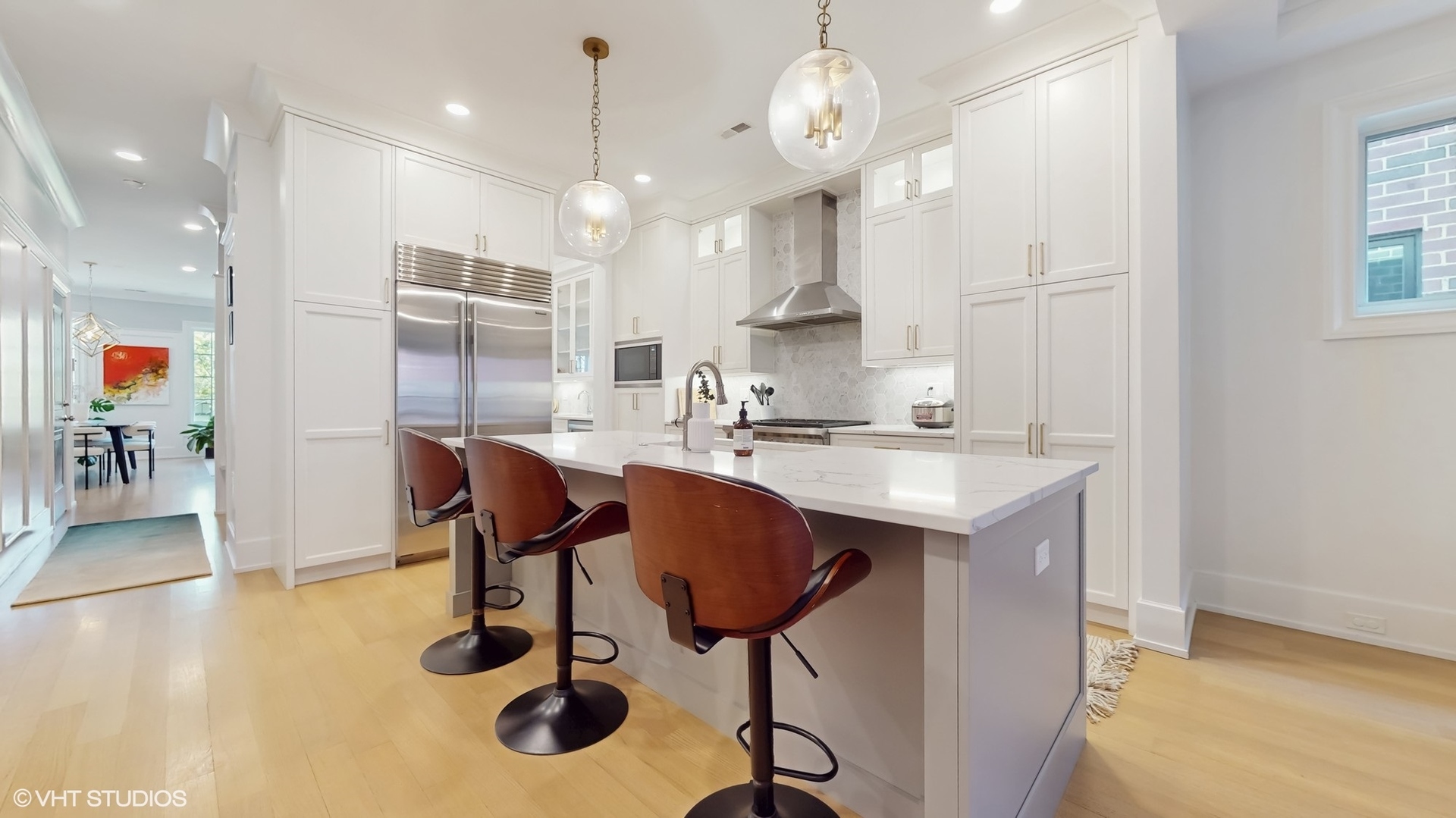 2020 North Howe Street, Unit 3S Chicago, IL 60614 - Photo 6 of 32