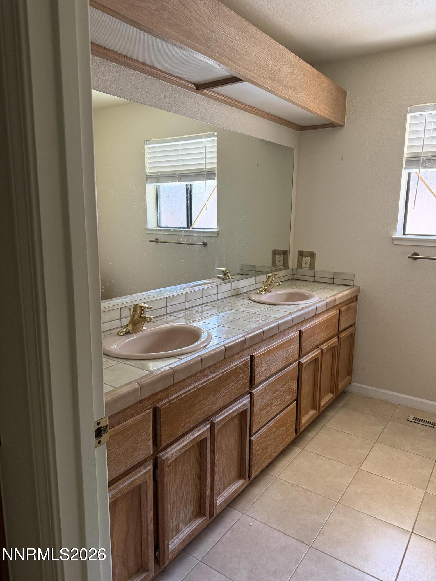 2285 Hedgewood Drive Reno, NV 89509 - Photo 42 of 53 IMG_1510