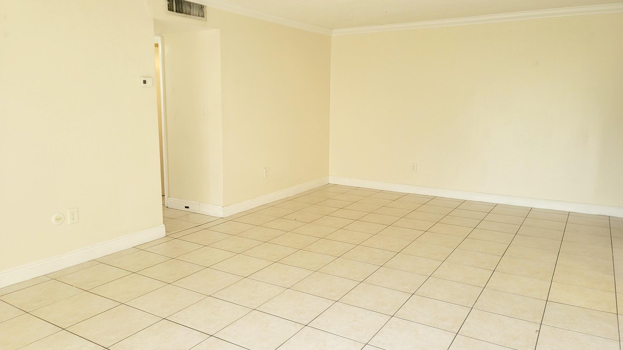 494 Northwest 165th Street, Unit 602 Miami, FL 33169 - Photo 14 of 34 20251209_103740_resized