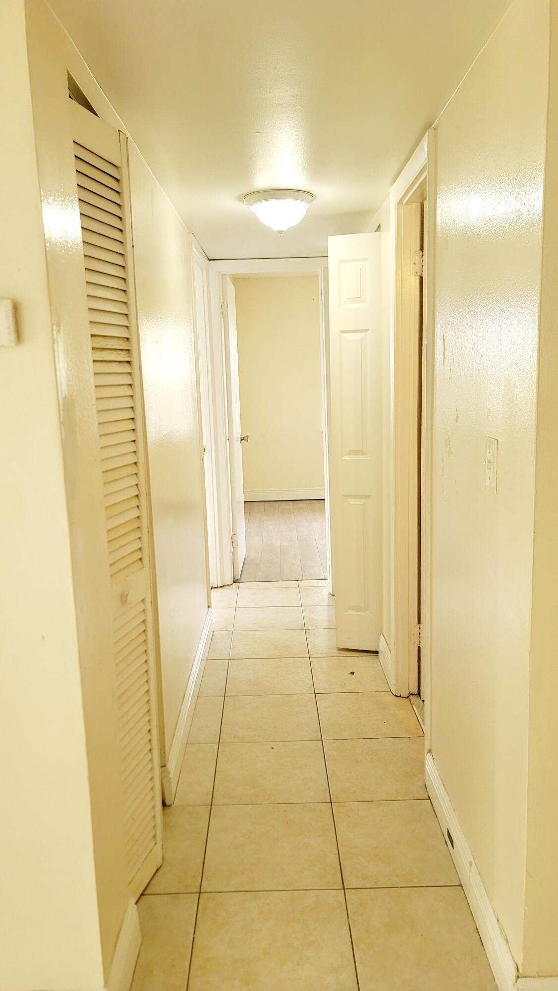 494 Northwest 165th Street, Unit 602 Miami, FL 33169 - Photo 16 of 34 20251209_103826_resized