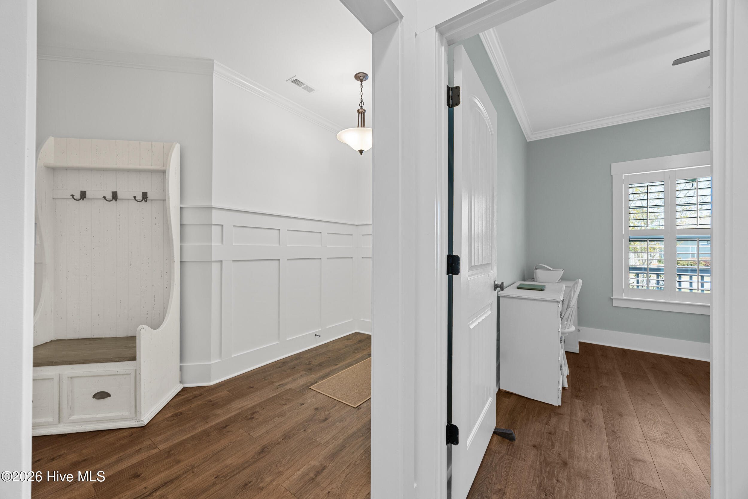 375 Canter Crest Road Hampstead, NC 28443 - Photo 24 of 66 12_hallway