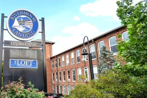 $387,000 | 125 Main Street, Unit 39, Newmarket, NH 03857