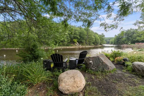 $387,000 | 125 Main Street, Unit 39, Newmarket, NH 03857