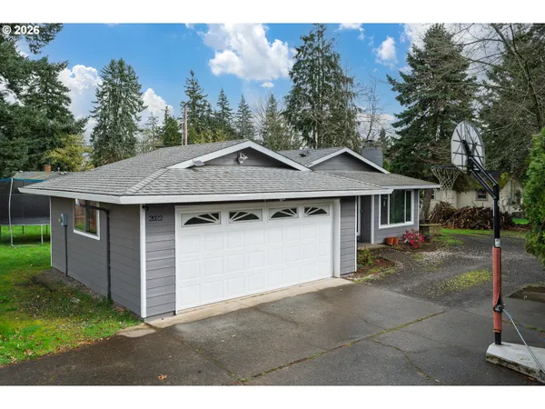 $415,000 | 2022 Southeast 143rd Avenue, Portland, OR 97233