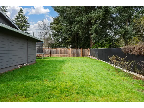 $415,000 | 2022 Southeast 143rd Avenue, Portland, OR 97233