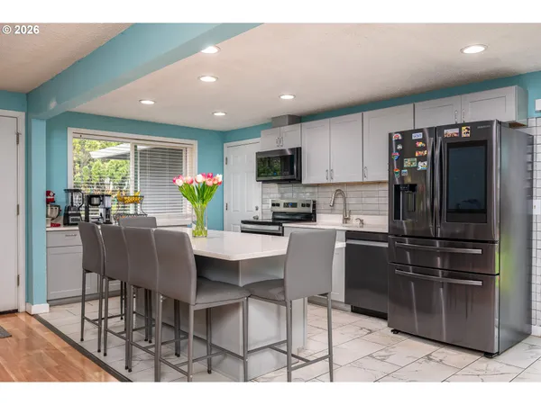 $415,000 | 2022 Southeast 143rd Avenue, Portland, OR 97233