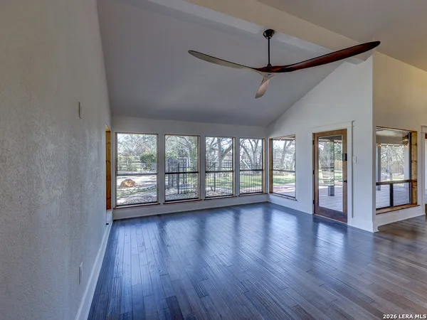 $1,299,000 | 29540 Red Bud Hill, Boerne, TX 78015