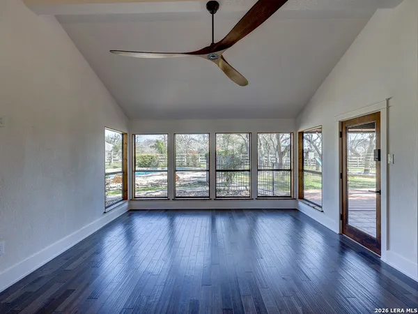 $1,299,000 | 29540 Red Bud Hill, Boerne, TX 78015