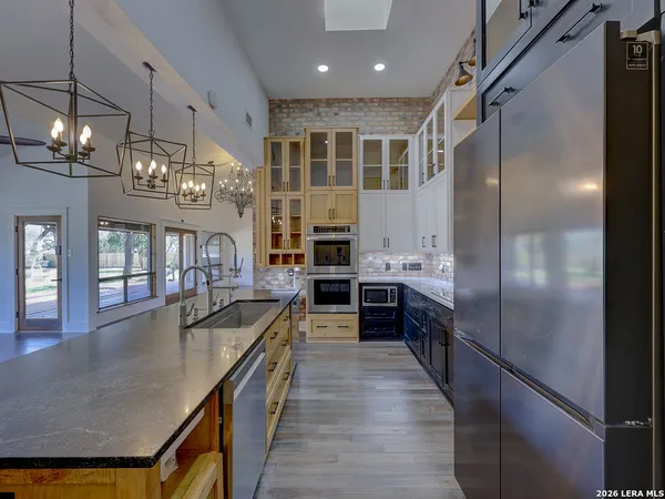 $1,299,000 | 29540 Red Bud Hill, Boerne, TX 78015