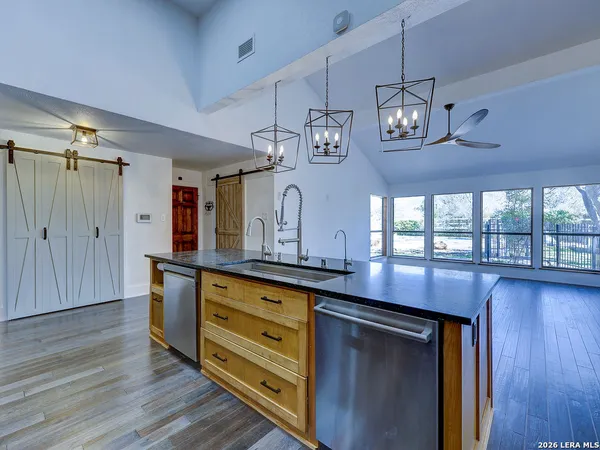 $1,299,000 | 29540 Red Bud Hill, Boerne, TX 78015