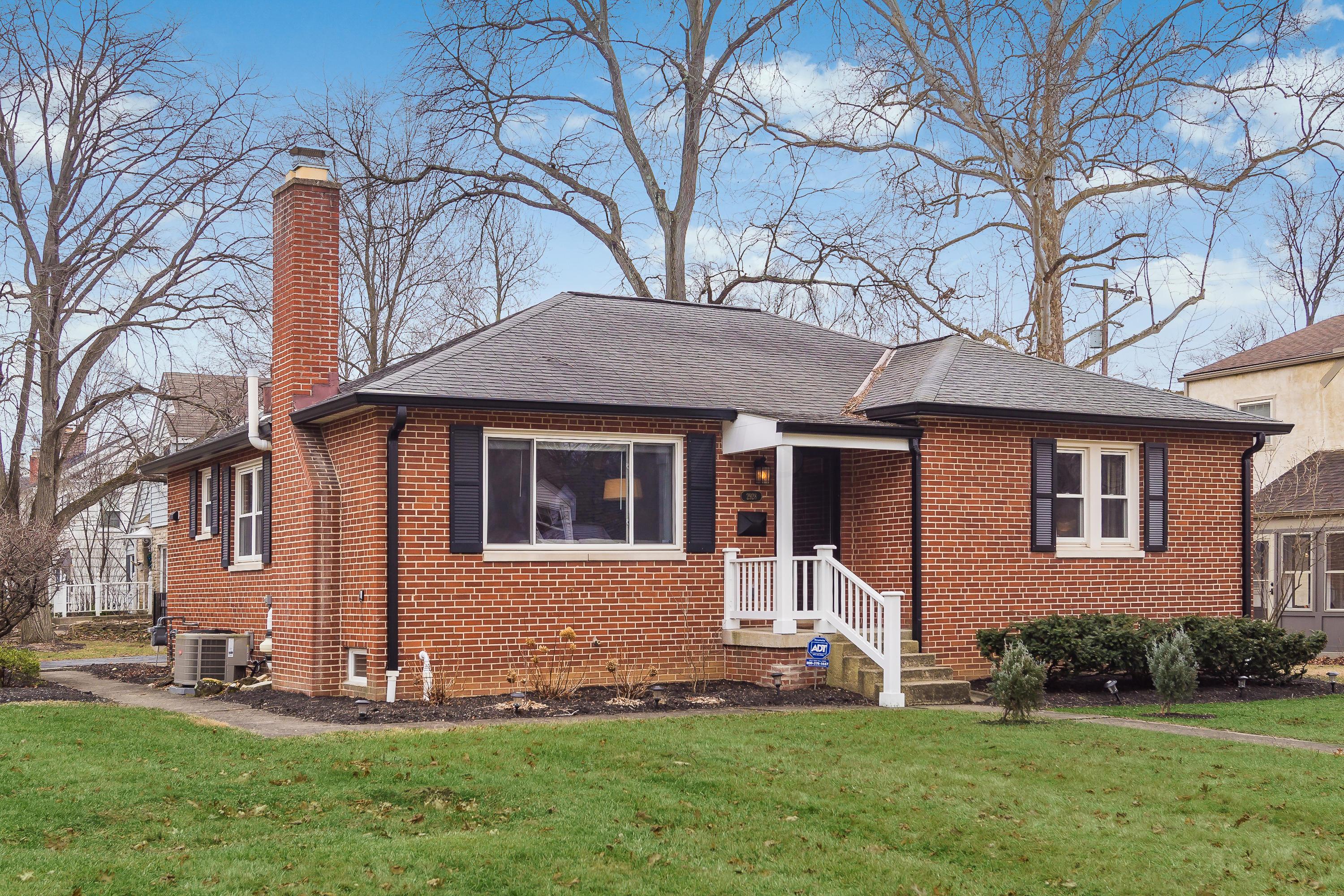 2928 Mountview Road Columbus, OH 43221 - Photo 1 of 42