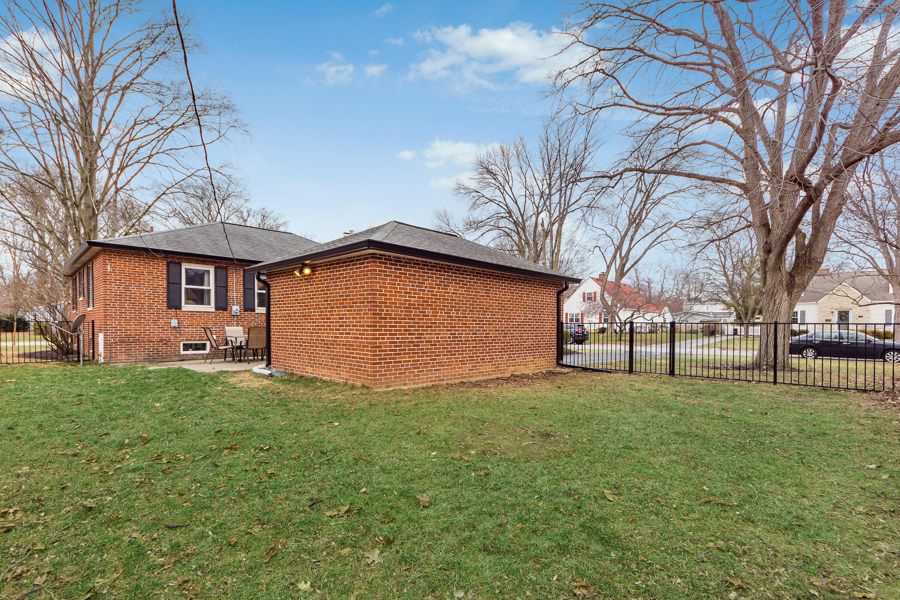 2928 Mountview Road Columbus, OH 43221 - Photo 38 of 42