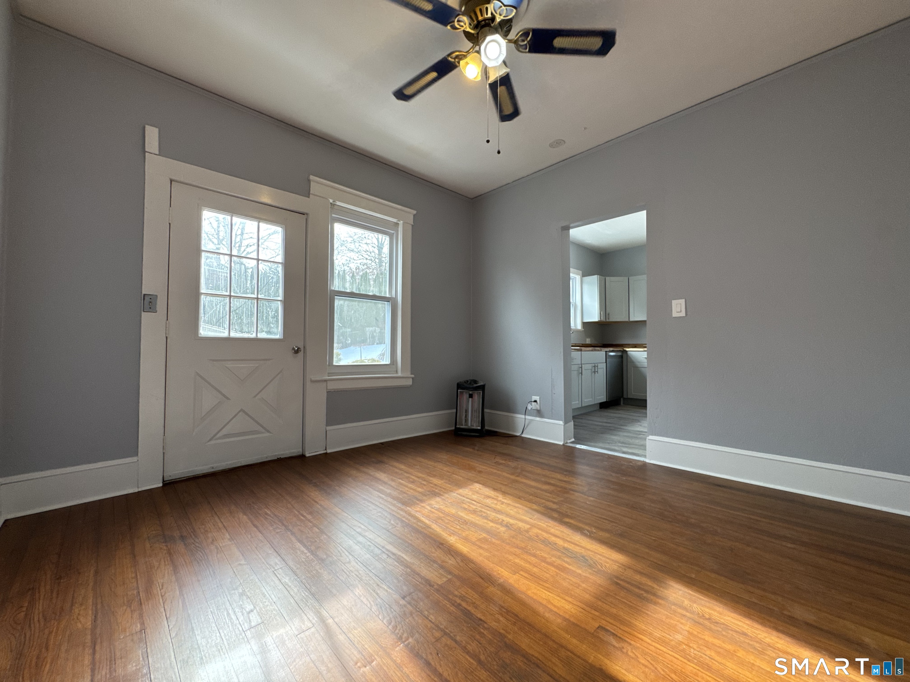 44 Sinawoy Road Greenwich, CT 06807 - Photo 5 of 12