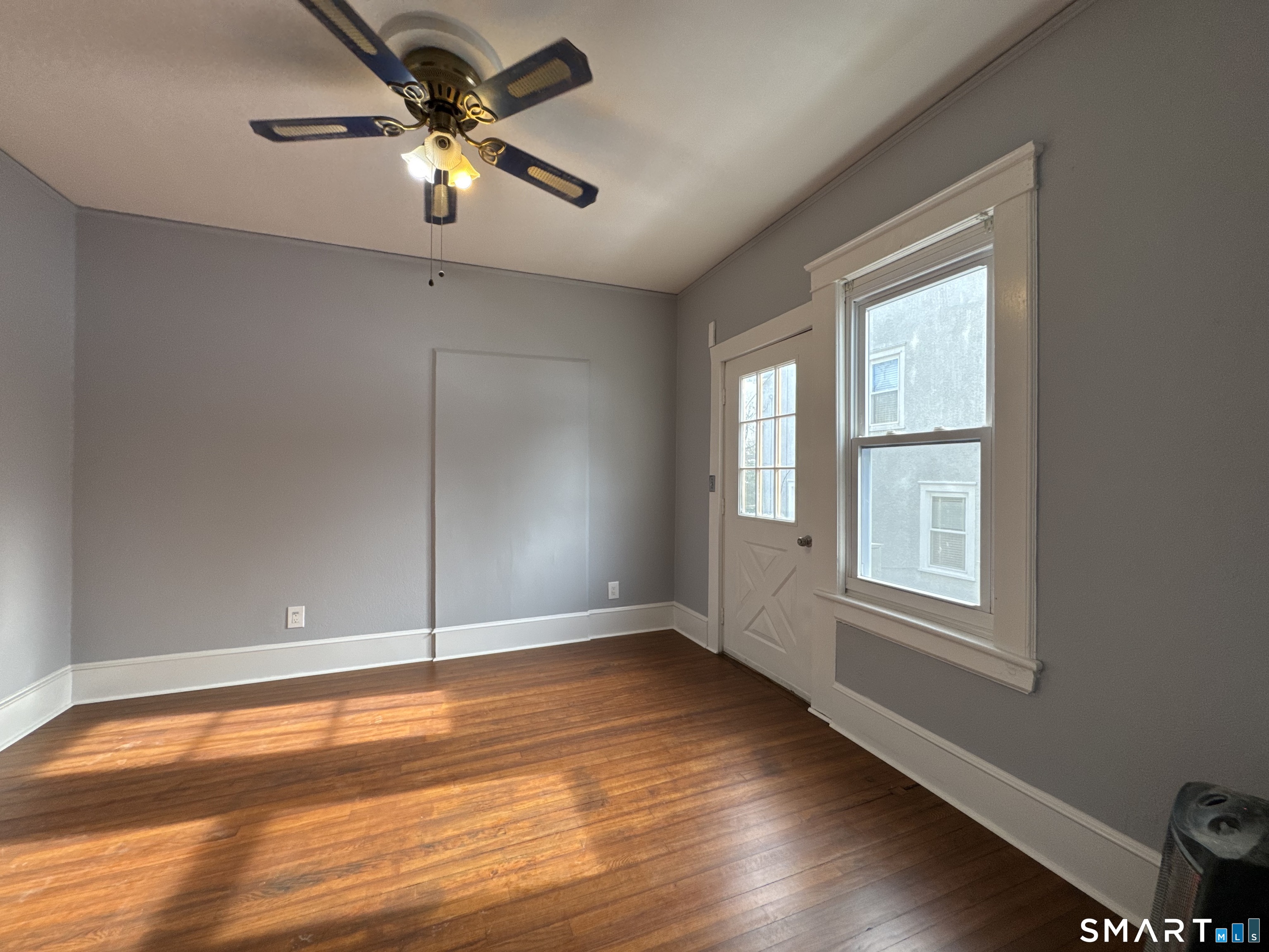 44 Sinawoy Road Greenwich, CT 06807 - Photo 6 of 12