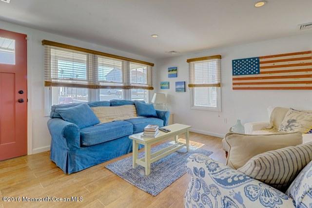 12 Coronado Road Lavallette, NJ 08735 - Photo 8 of 21 007_Living