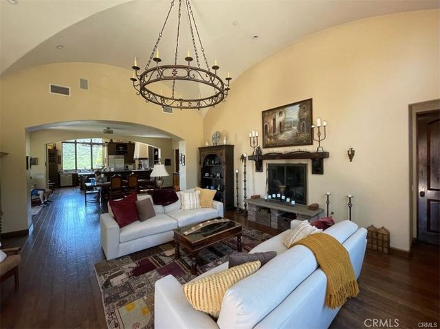 $18,000 | 2701 Barrymore Drive, Malibu, CA 90265