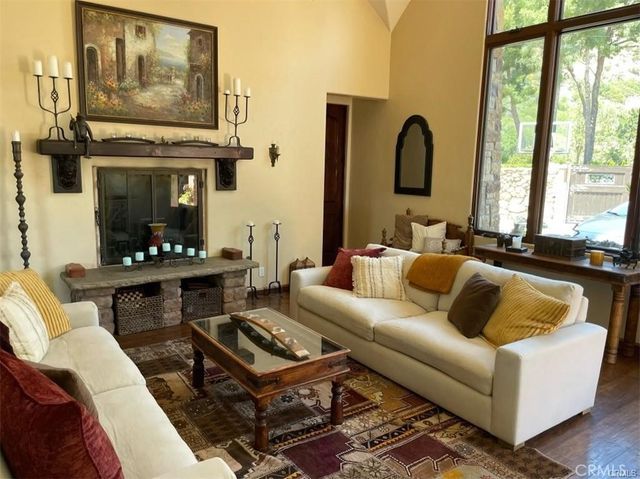 $18,000 | 2701 Barrymore Drive, Malibu, CA 90265