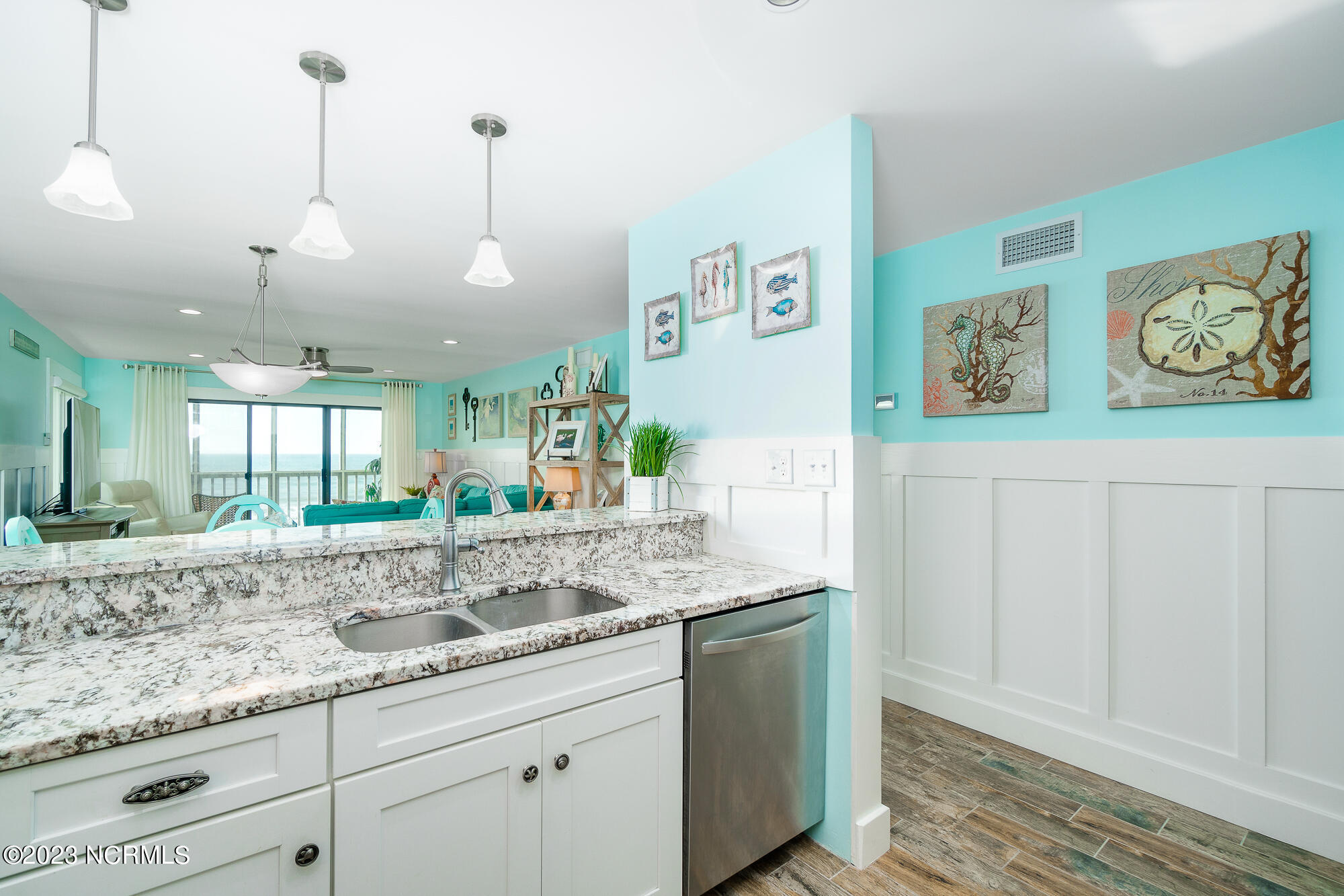 525 Salter Path Road, Unit B25 Atlantic Beach, NC 28512 - Photo 15 of 39 Dining space and kitchen
