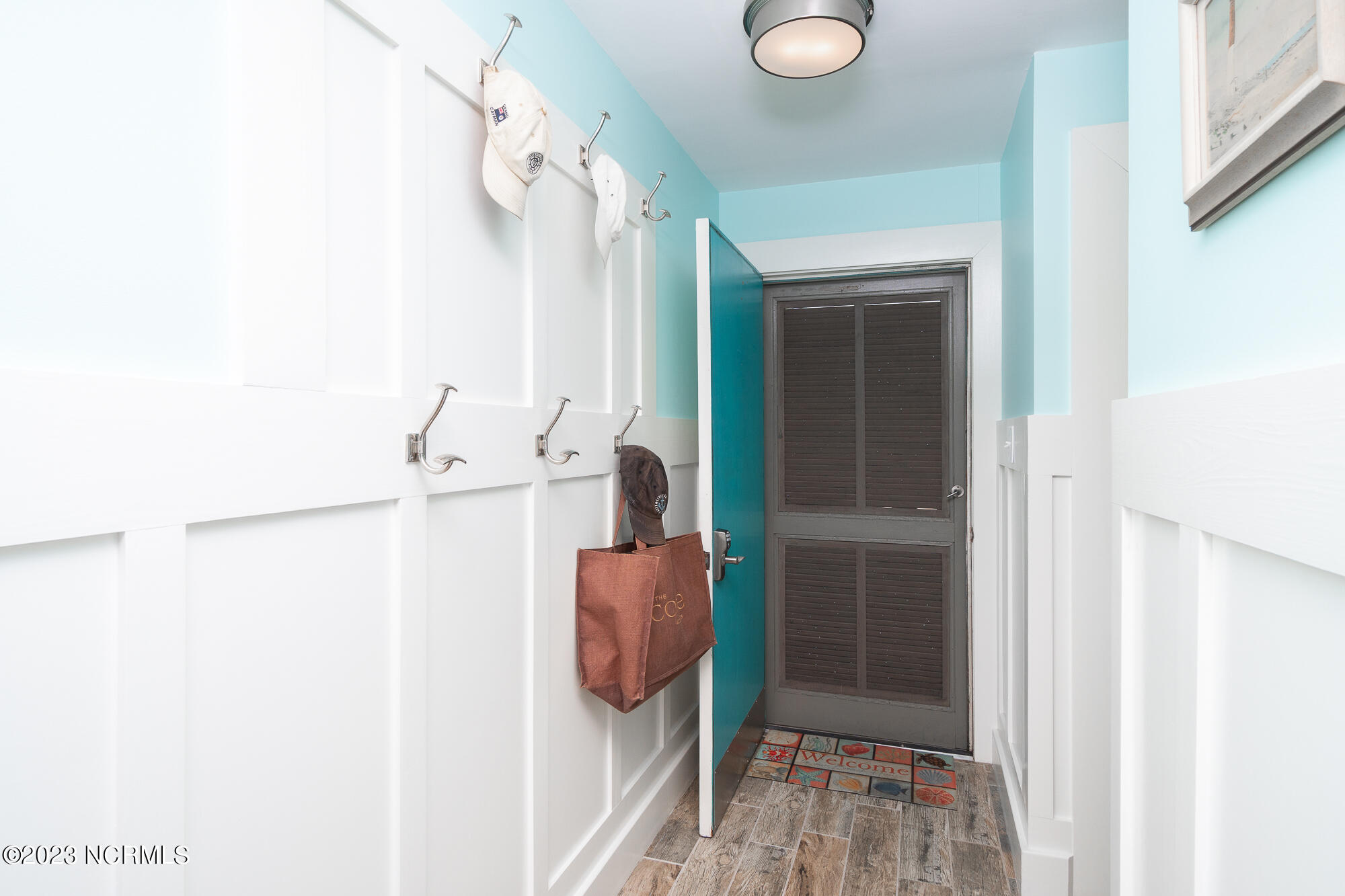 525 Salter Path Road, Unit B25 Atlantic Beach, NC 28512 - Photo 24 of 39 Entry/foyer