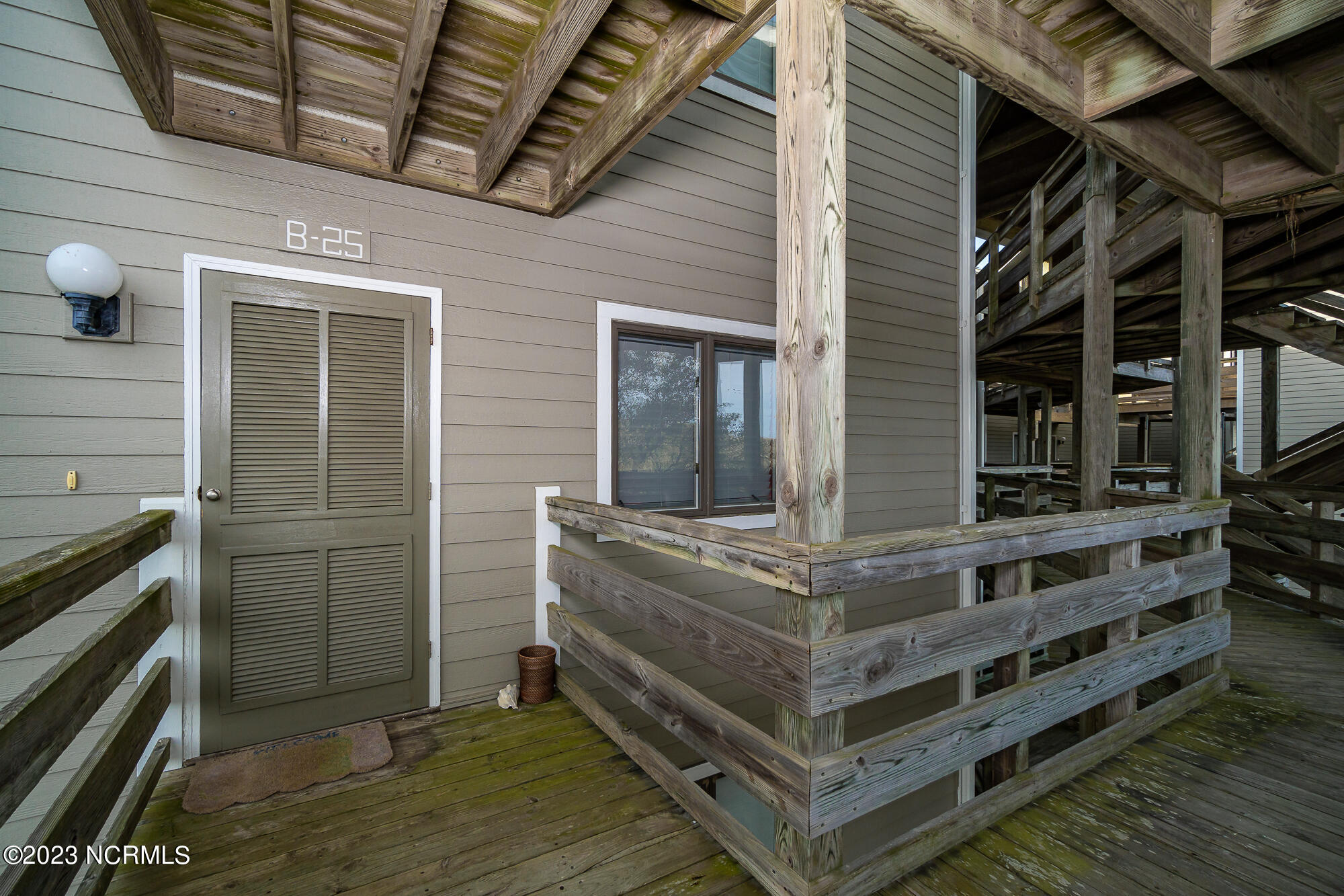 525 Salter Path Road, Unit B25 Atlantic Beach, NC 28512 - Photo 26 of 39 Entrance to B25