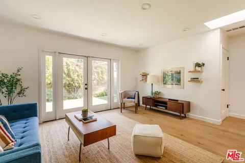 $1,995,000 | 5116 Pickford Way, Culver City, CA 90230