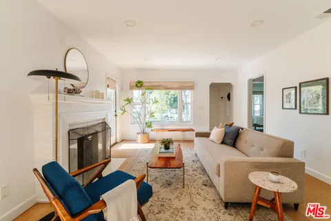 $1,995,000 | 5116 Pickford Way, Culver City, CA 90230