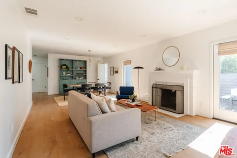 $1,995,000 | 5116 Pickford Way, Culver City, CA 90230