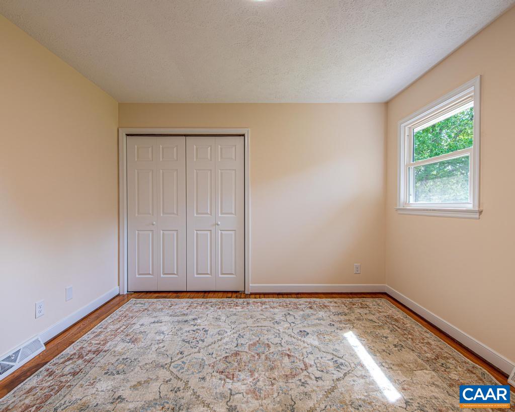 654 Clarks Tract Keswick, VA 22947 - Photo 15 of 28