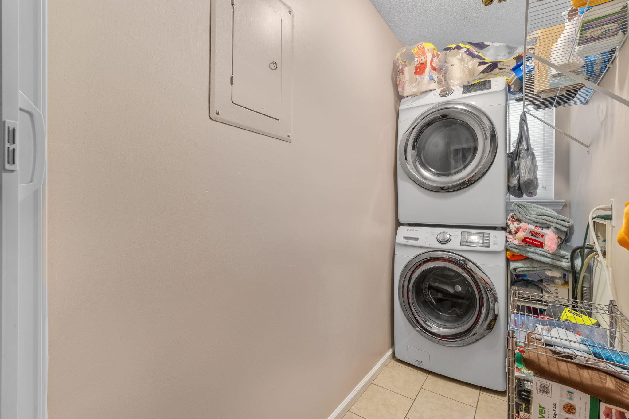 4222 Ealy Road Chattanooga, TN 37412 - Photo 14 of 26 a utility room with dryer and washer