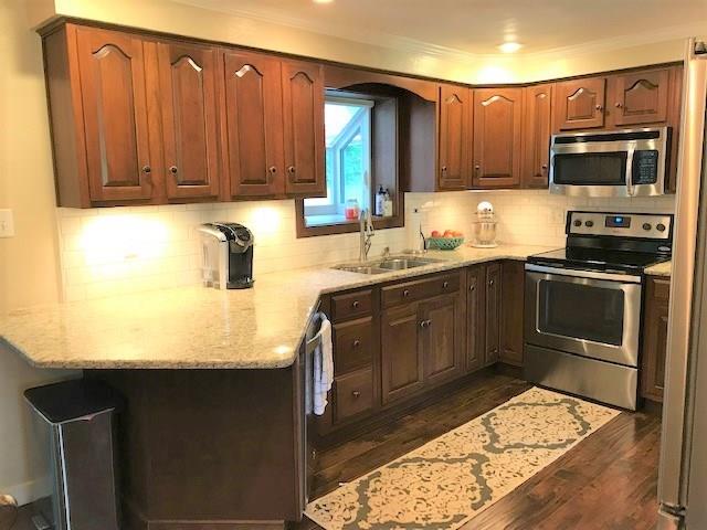 414 Garfield Road Latrobe, PA 15650 - Photo 2 of 24 Granite Counter tops in Kitchen