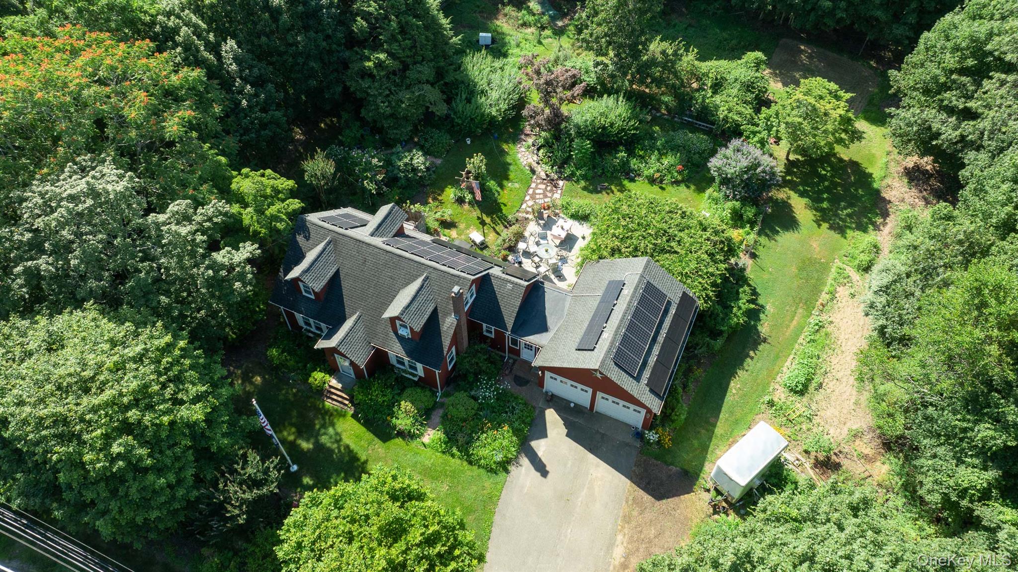 5660 Sound Avenue Mattituck, NY 11952 - Photo 36 of 43 View from above of property
