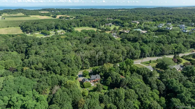 $849,000 | 5660 Sound Avenue, Mattituck, NY 11952