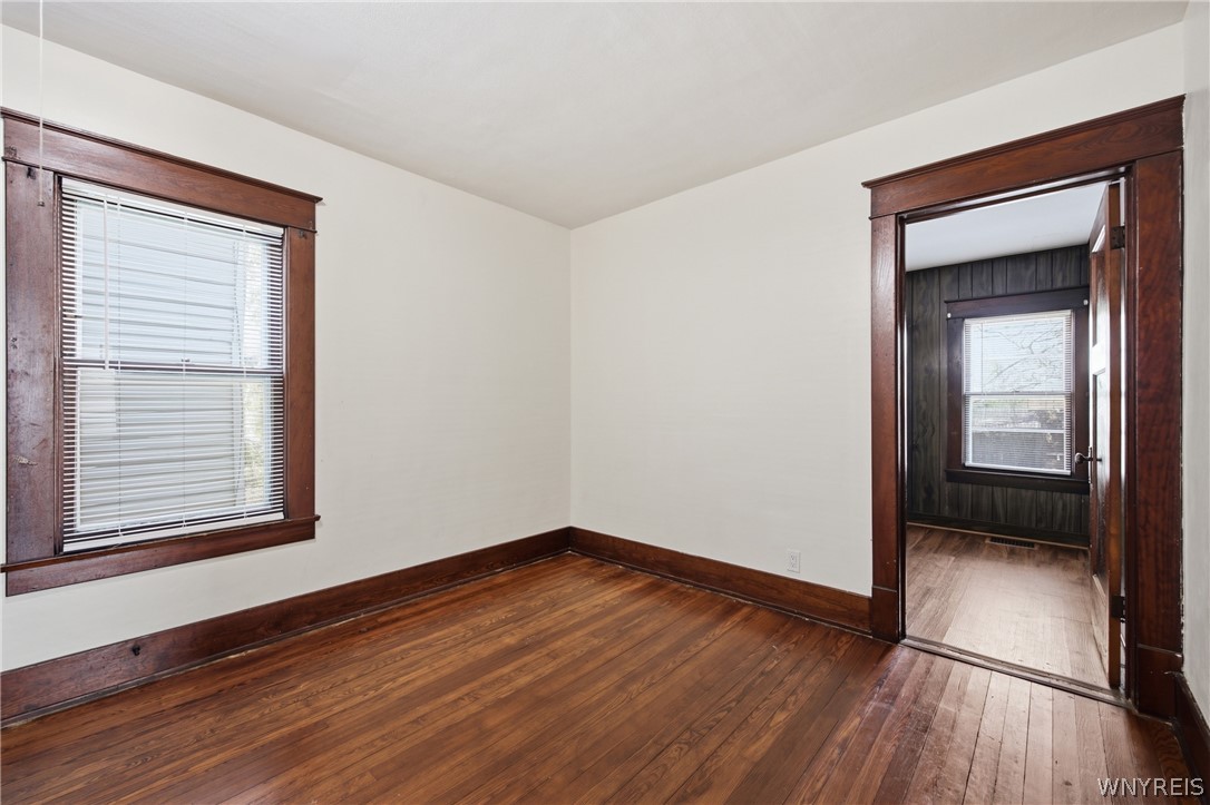 95 Custer Street Buffalo, NY 14214 - Photo 13 of 43
