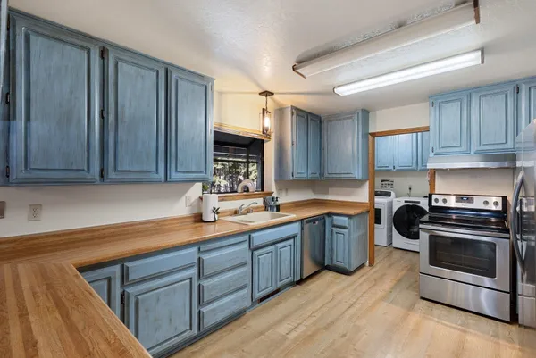 $1,125,000 | 1126 Regency Way, Tahoe Vista, CA 96148