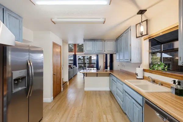 $1,125,000 | 1126 Regency Way, Tahoe Vista, CA 96148