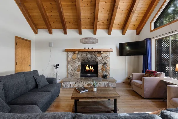 $1,125,000 | 1126 Regency Way, Tahoe Vista, CA 96148