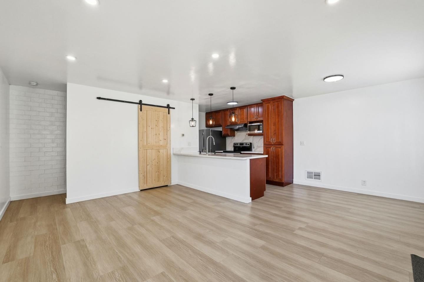 861 Wyman Way, Unit 2 San Jose, CA 95133 - Photo 12 of 33