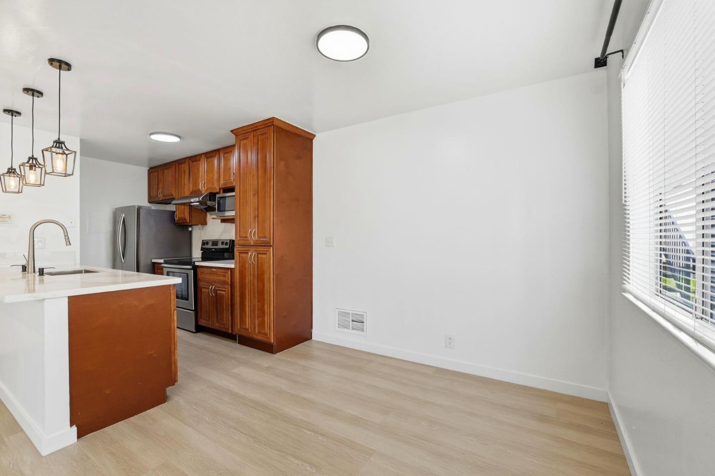 861 Wyman Way, Unit 2 San Jose, CA 95133 - Photo 13 of 33