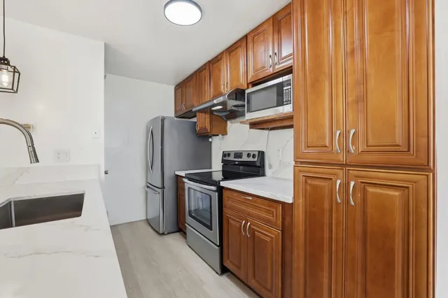 $499,000 | 861 Wyman Way, Unit 2, San Jose, CA 95133