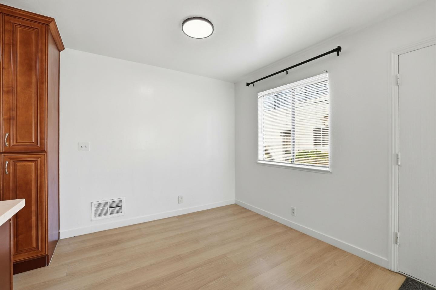 861 Wyman Way, Unit 2 San Jose, CA 95133 - Photo 18 of 33