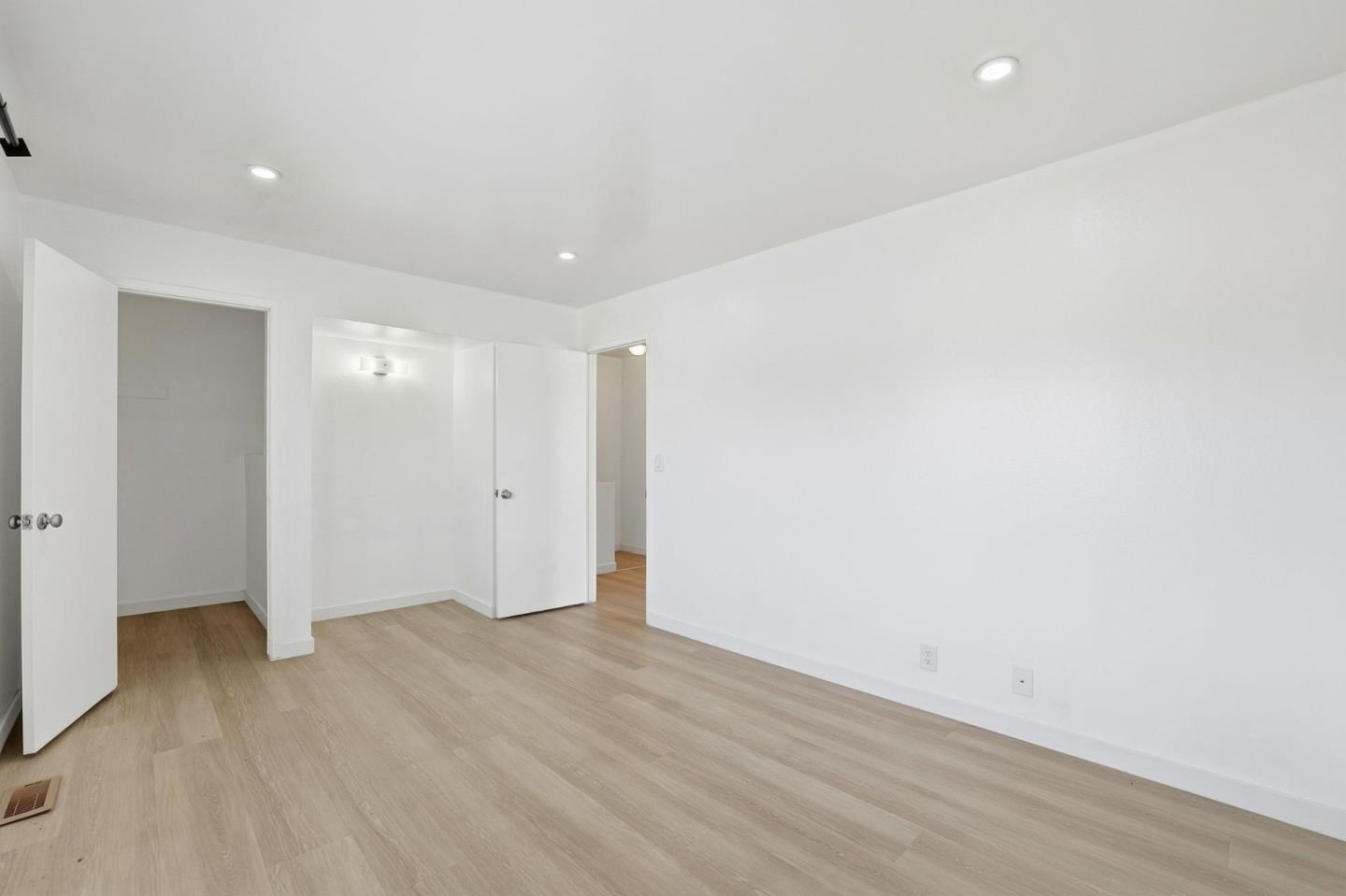 861 Wyman Way, Unit 2 San Jose, CA 95133 - Photo 21 of 33