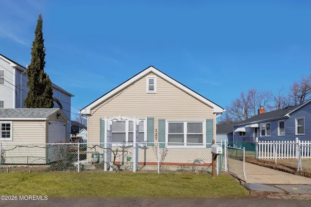 $2,650 | 127 7th Street, Unit A, Keansburg, NJ 07734